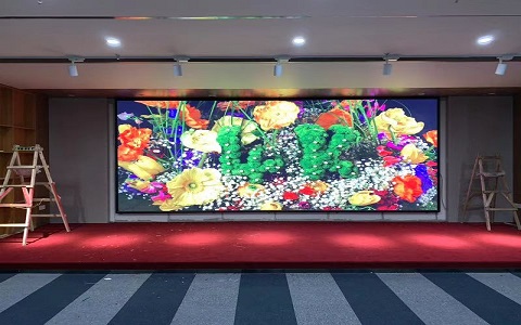 山东博赞教育-闪.jpg